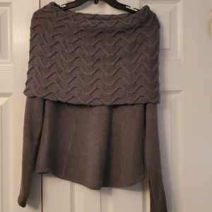 Elie Tahari Grey Sweater - S